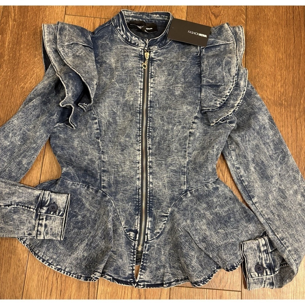 NWT Fashion Nova Acid Wash Denim Peplum Zip Up Stretch Jacket Size S Small